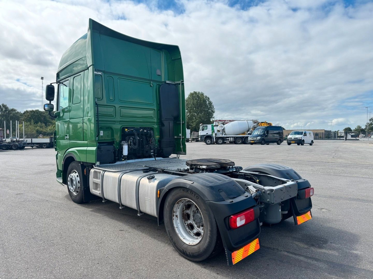 DAF XF 450 4x2 SSC Euro 6 - Vlačilec: slika 4 DAF XF 450 4x2 SSC Euro 6 - Vlačilec: slika 4