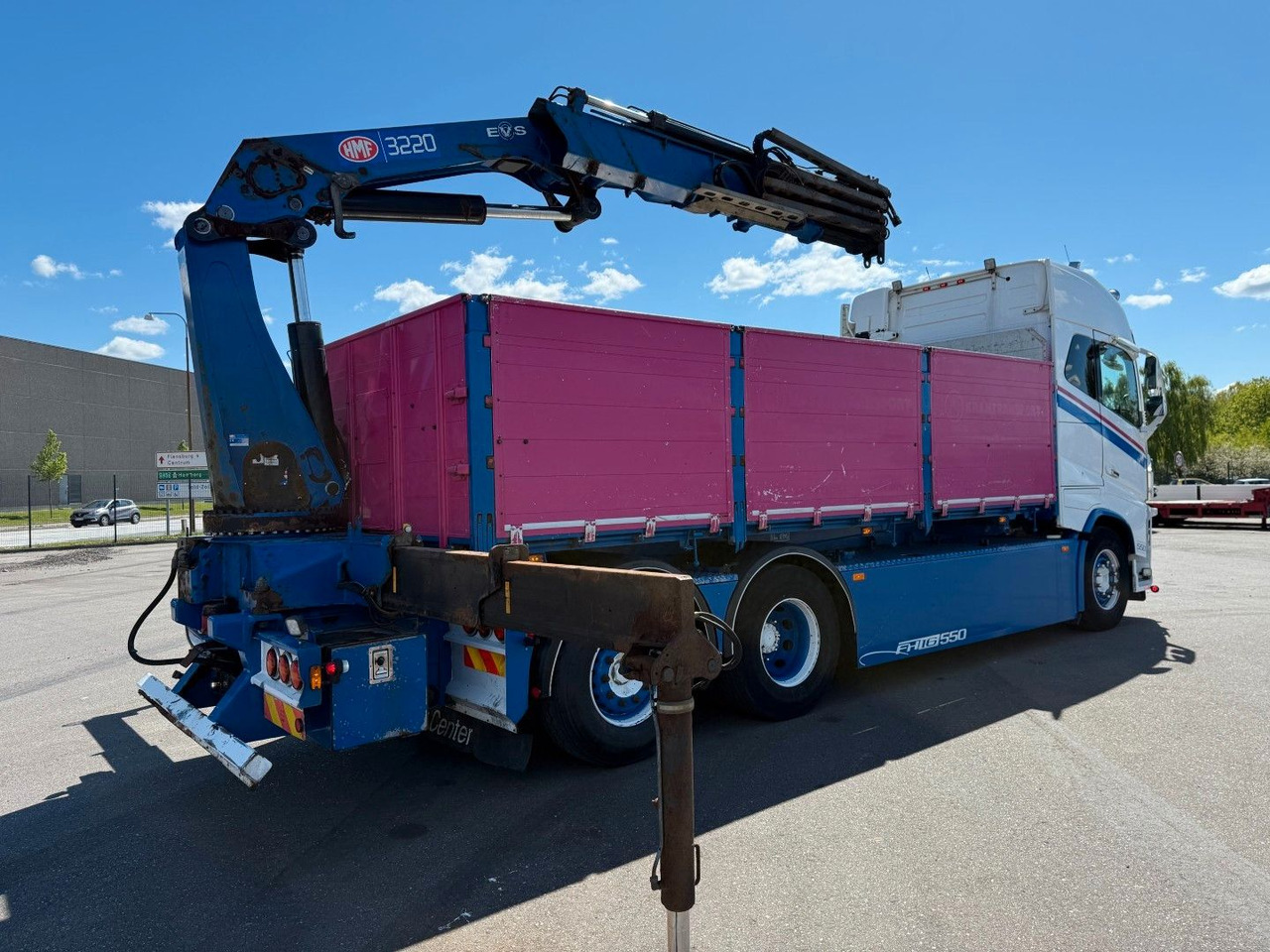 Volvo FH 16.550 6x24 / Crane HMF 3220K4 Euro 6 - Tovornjak z dvigalom: slika 4 Volvo FH 16.550 6x24 / Crane HMF 3220K4 Euro 6 - Tovornjak z dvigalom: slika 4