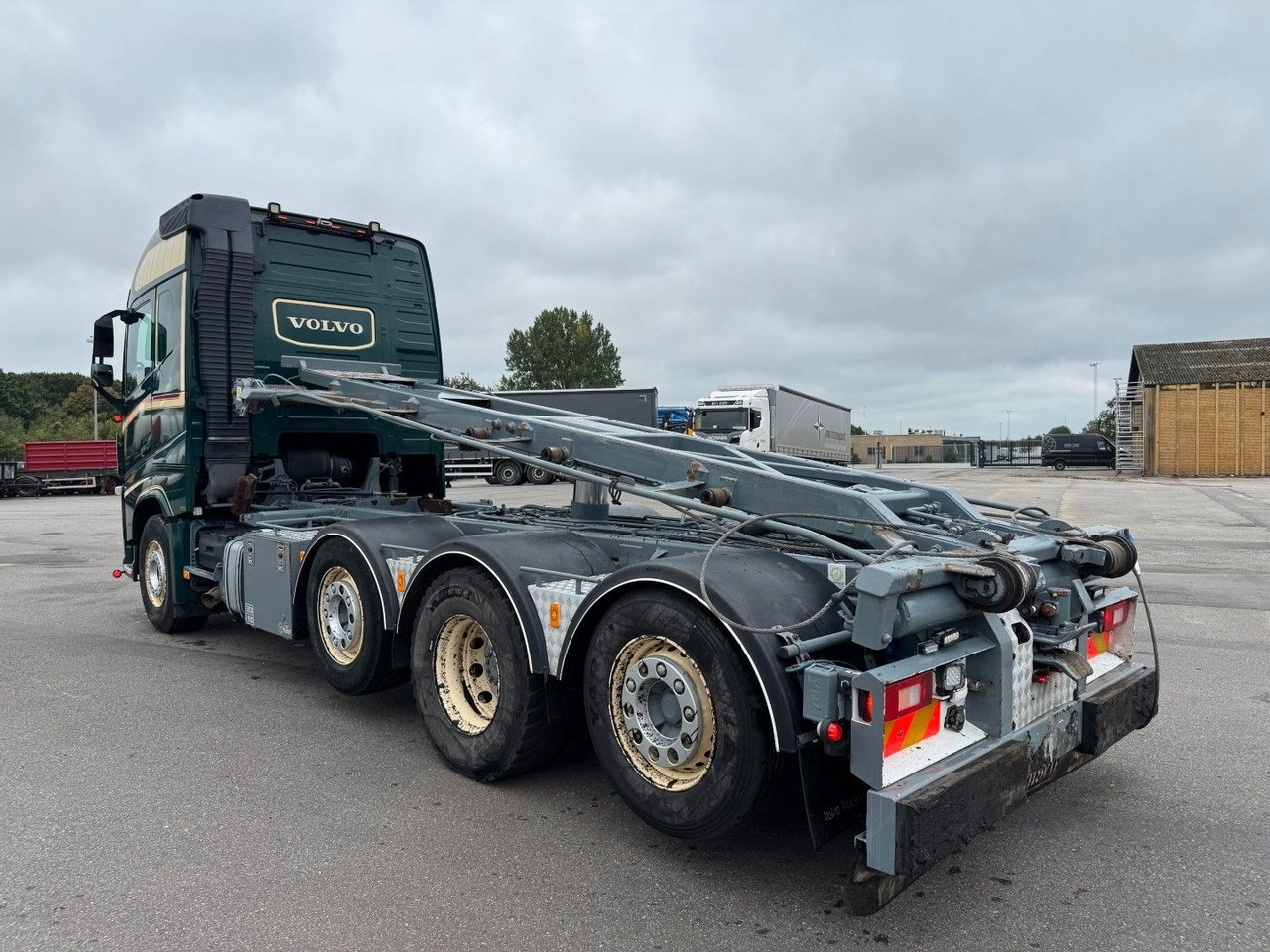 Volvo FH 500 8x2*6 Tipper Euro 6 - Tovornjak prekucnik: slika 4 Volvo FH 500 8x2*6 Tipper Euro 6 - Tovornjak prekucnik: slika 4