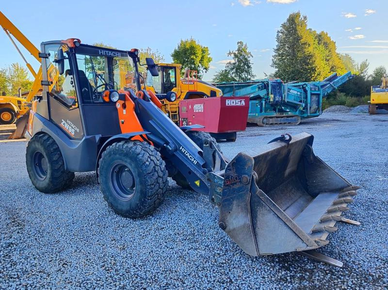 Hitachi ZW95 - Kolesni nakladalec: slika 3 Hitachi ZW95 - Kolesni nakladalec: slika 3