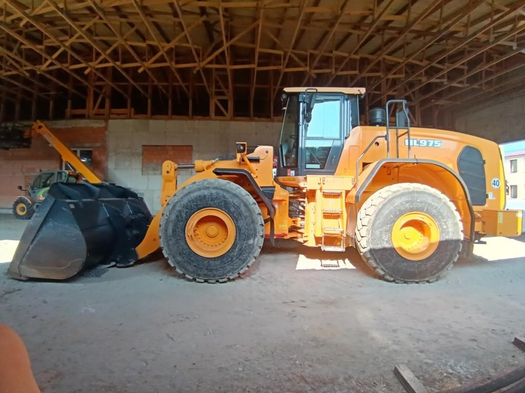 Hyundai HL975 - Kolesni nakladalec: slika 1 Hyundai HL975 - Kolesni nakladalec: slika 1