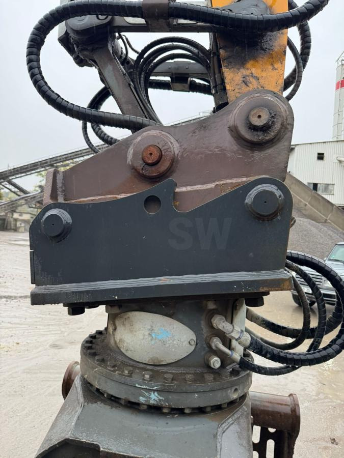 Liebherr LH22 - Bager za prekladanje primarnih/ Sekundarnih surovin: slika 5 Liebherr LH22 - Bager za prekladanje primarnih/ Sekundarnih surovin: slika 5