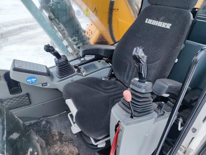 Liebherr LH22 - Bager za prekladanje primarnih/ Sekundarnih surovin: slika 5 Liebherr LH22 - Bager za prekladanje primarnih/ Sekundarnih surovin: slika 5