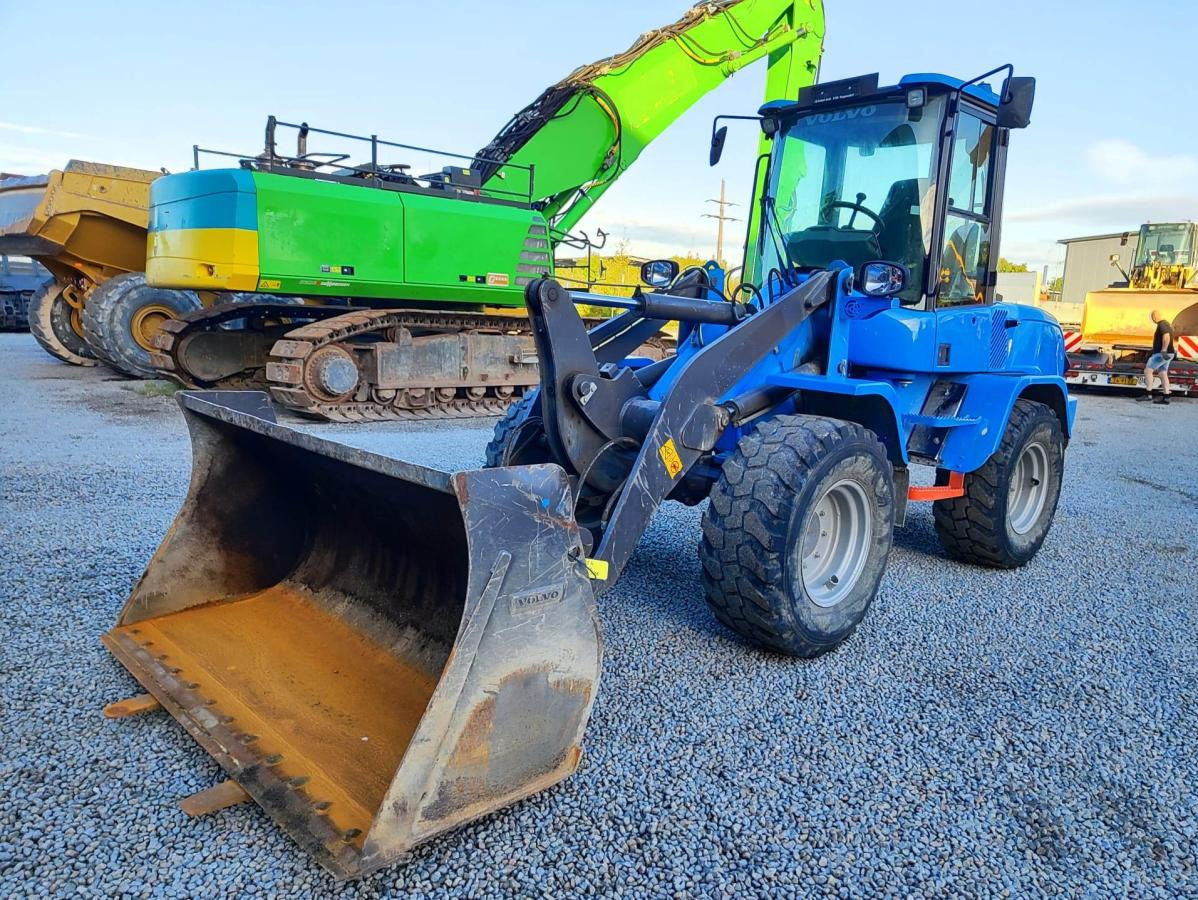 Volvo L35G - Kolesni nakladalec: slika 2 Volvo L35G - Kolesni nakladalec: slika 2