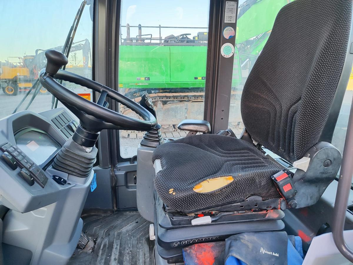 Volvo L35G - Kolesni nakladalec: slika 5 Volvo L35G - Kolesni nakladalec: slika 5