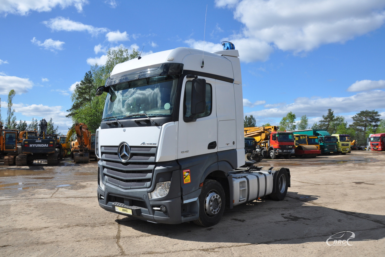 Mercedes-Benz Actros - Vlačilec: slika 1 Mercedes-Benz Actros - Vlačilec: slika 1