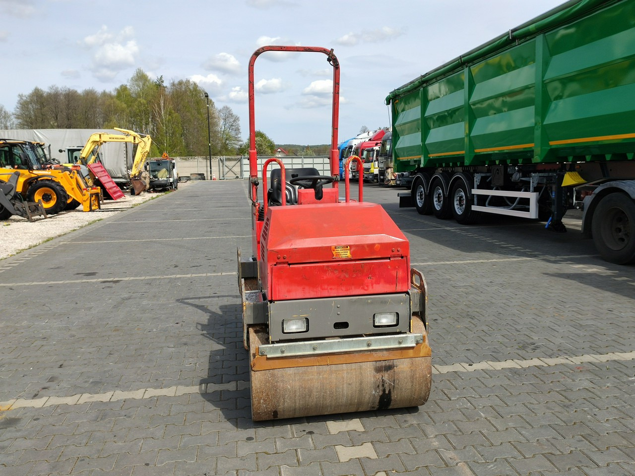 Bomag BW 100 ADM-2 1,6t - Valjar: slika 4 Bomag BW 100 ADM-2 1,6t - Valjar: slika 4