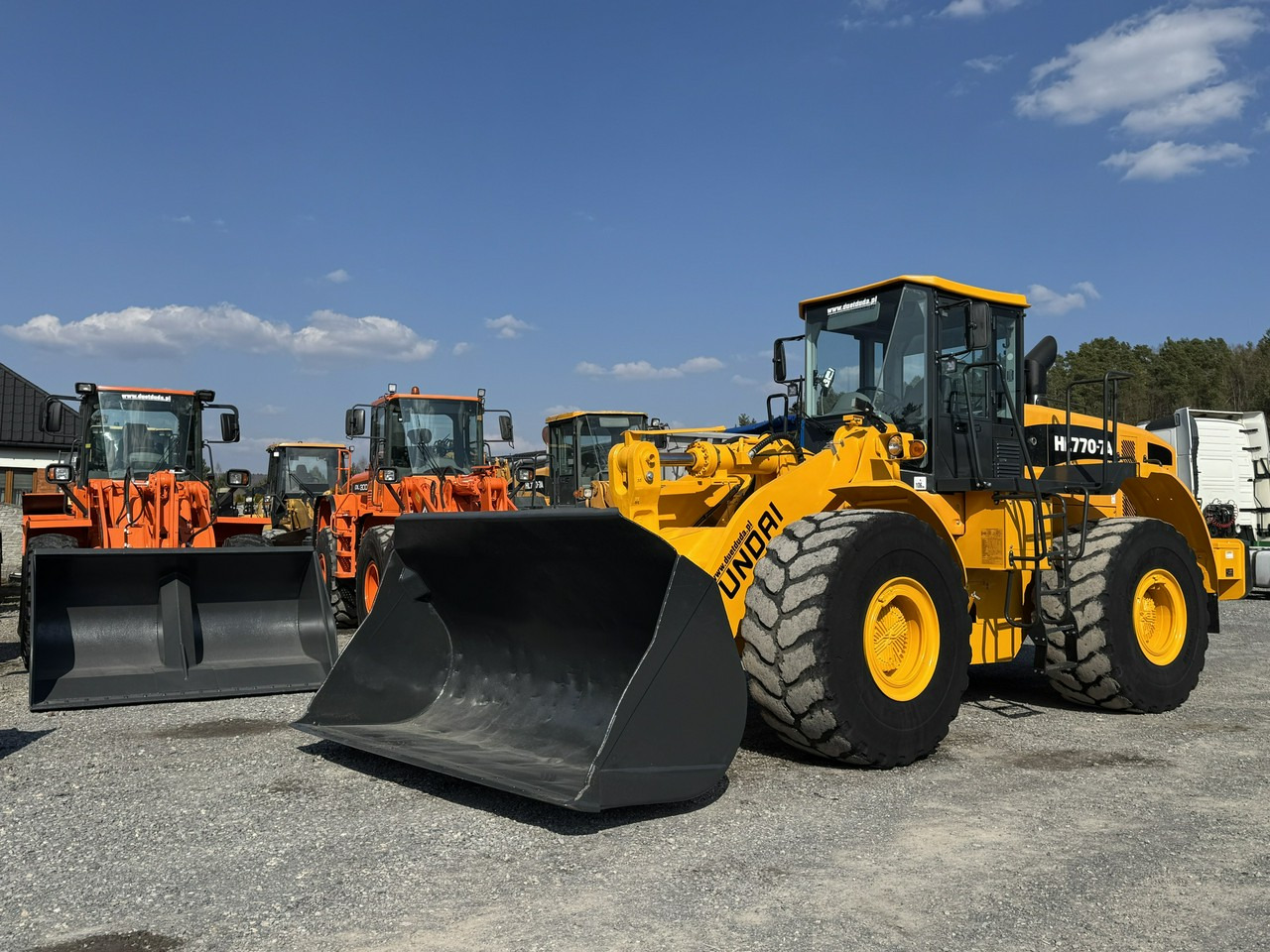 Hyundai HL770-7A - Kolesni nakladalec: slika 1 Hyundai HL770-7A - Kolesni nakladalec: slika 1