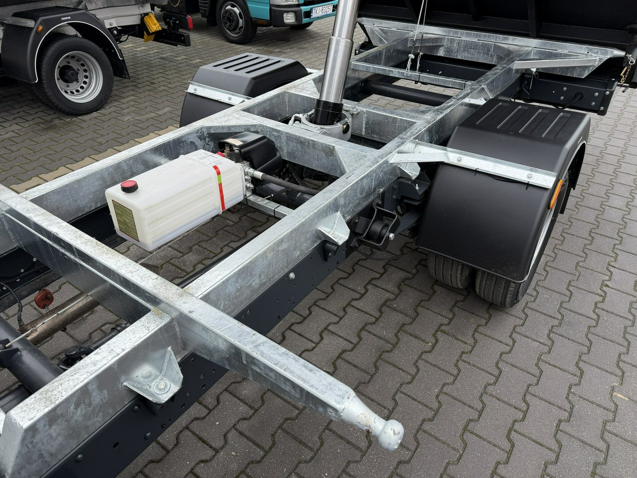 Iveco Daily 35C16 V - Dostavno vozilo prekucnik: slika 4 Iveco Daily 35C16 V - Dostavno vozilo prekucnik: slika 4