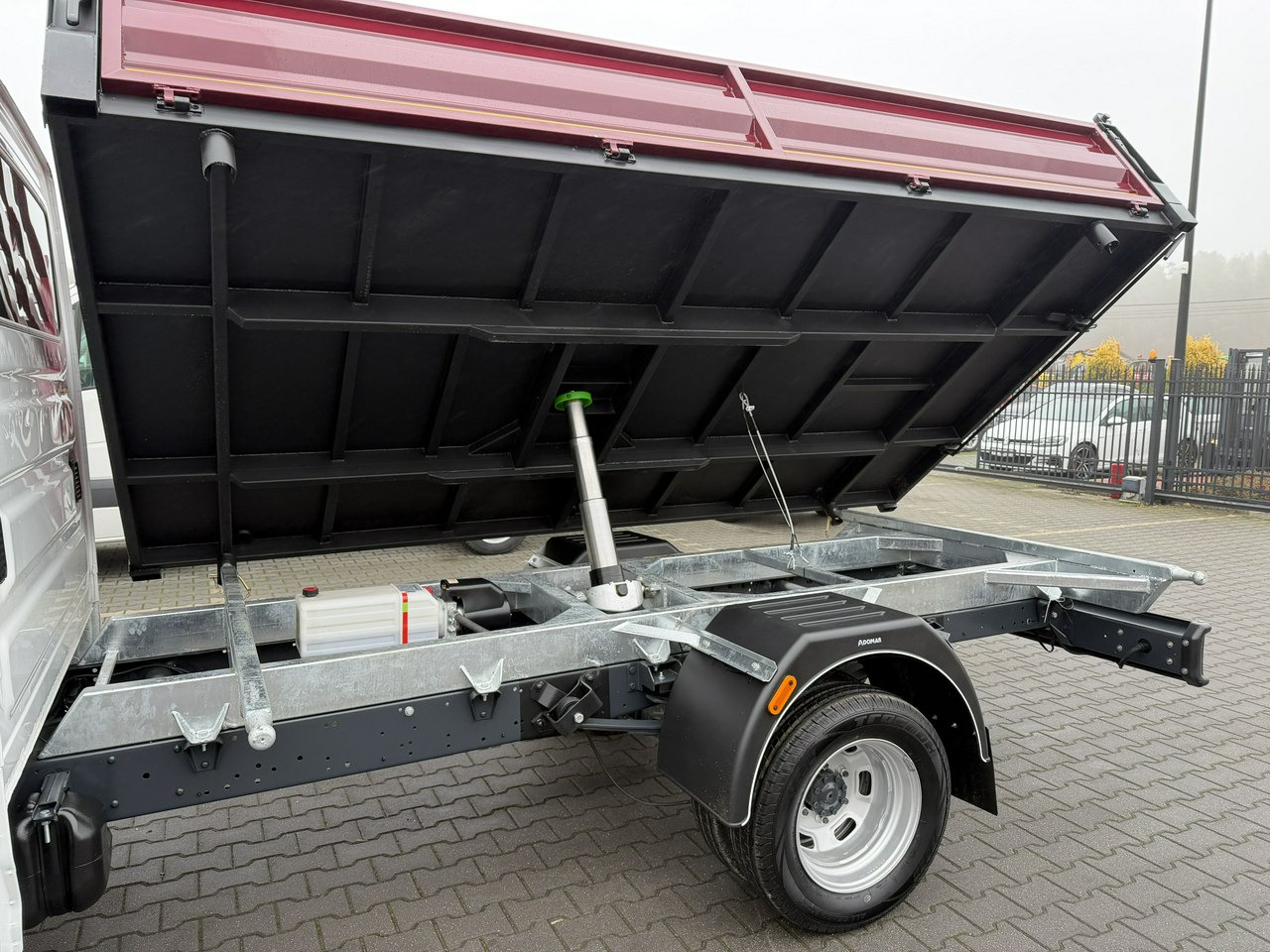 Iveco Daily 35C16 V - Dostavno vozilo prekucnik: slika 3 Iveco Daily 35C16 V - Dostavno vozilo prekucnik: slika 3