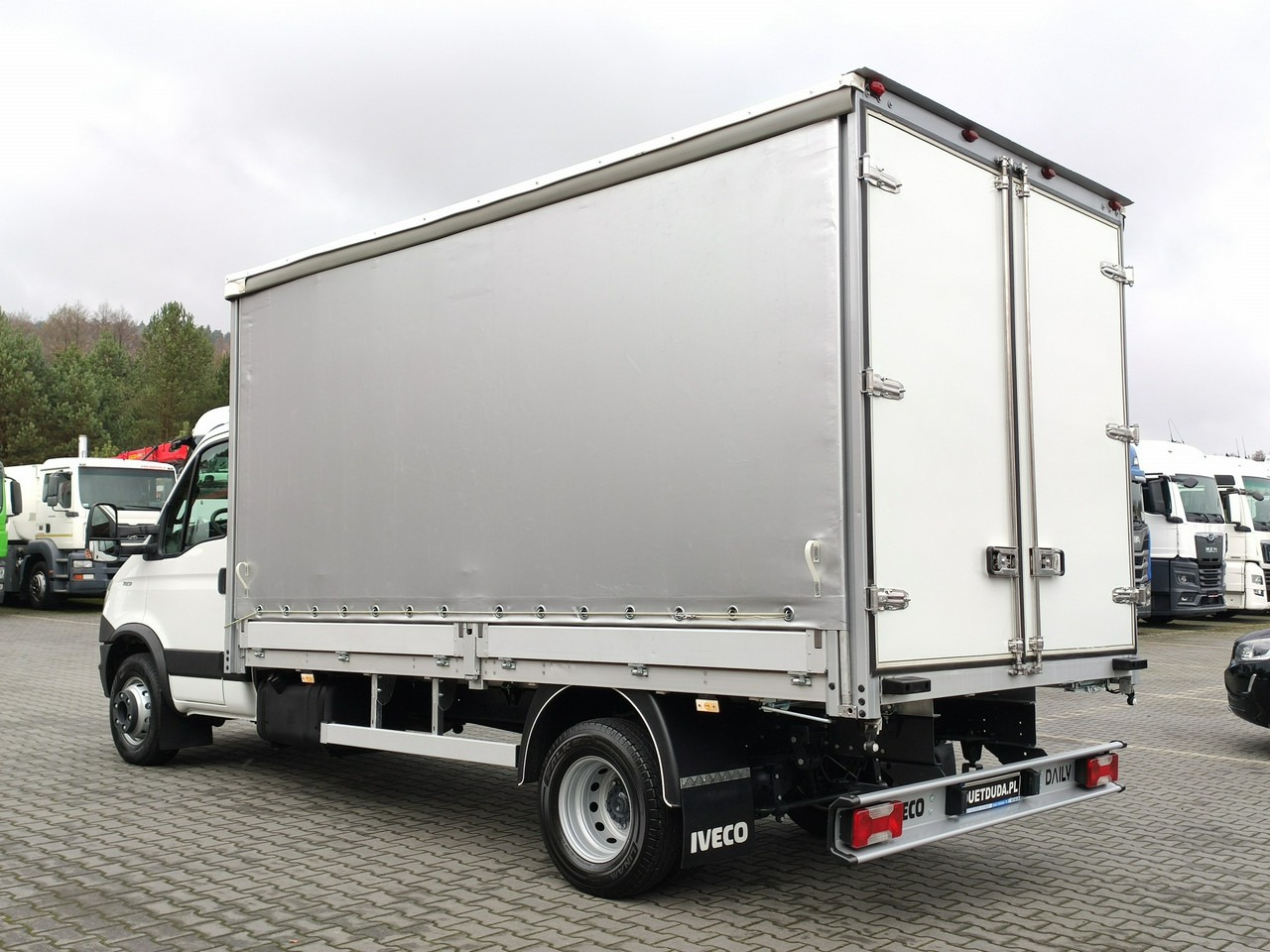 Iveco Daily 70C17 Firana Tył Drzwi Zadbany w Pełni Sprawny Super Stan - Dostavno vozilo s ponjavo: slika 5 Iveco Daily 70C17 Firana Tył Drzwi Zadbany w Pełni Sprawny Super Stan - Dostavno vozilo s ponjavo: slika 5