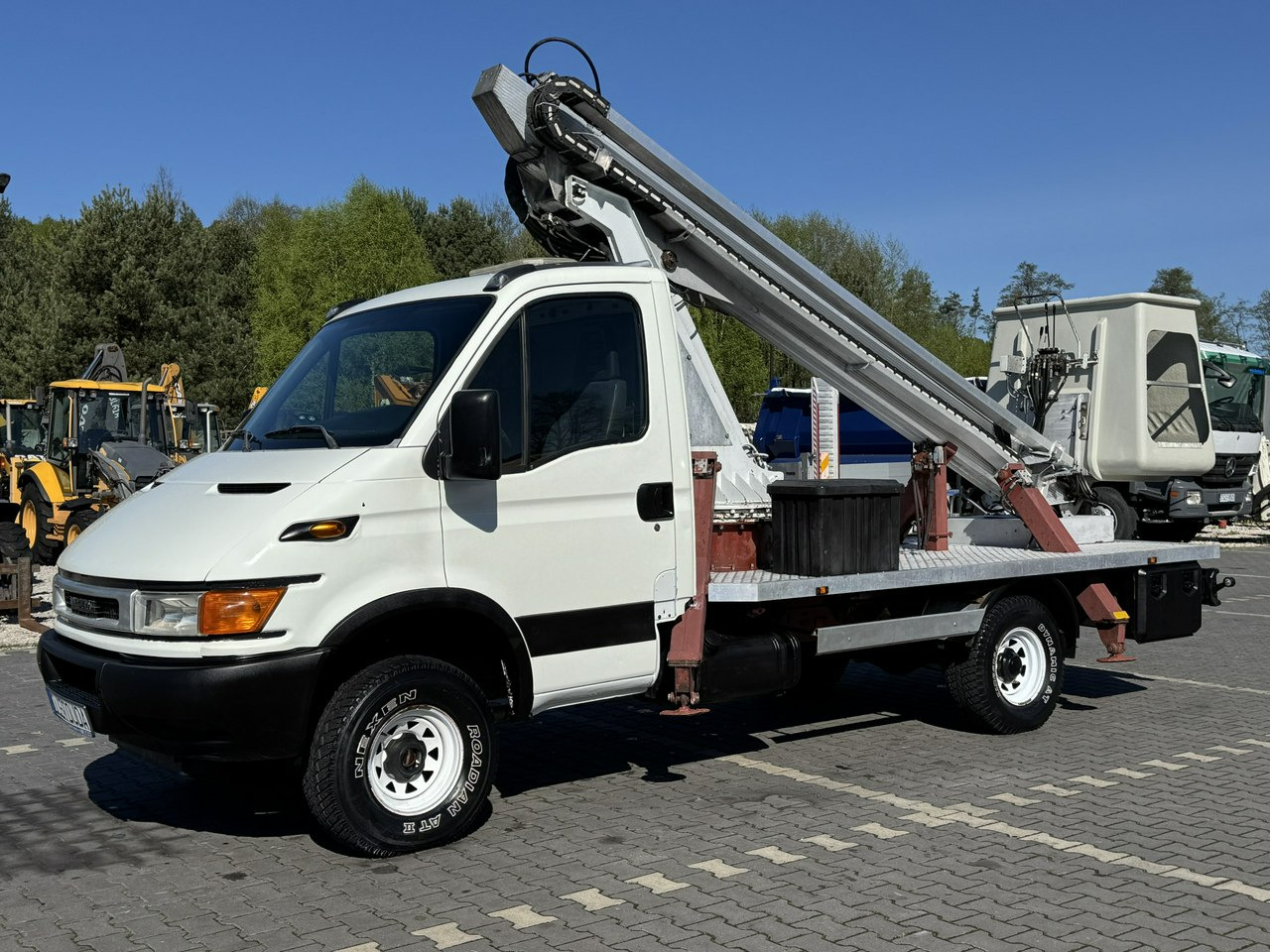 Iveco Daily - Dvižna ploščad montirana na tovornjak: slika 5 Iveco Daily - Dvižna ploščad montirana na tovornjak: slika 5