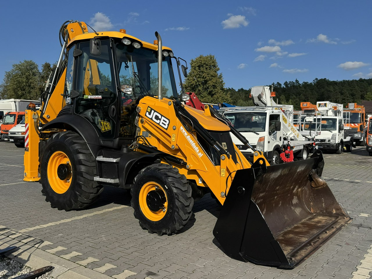 JCB 3CX - Bager nakladalec: slika 2 JCB 3CX - Bager nakladalec: slika 2