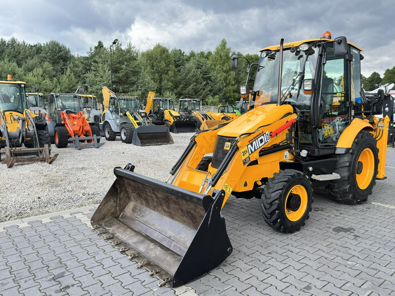 JCB MIDI CX Szybkozłącze Nowe Opony bez luzów i wycieków Super Stan - Bager nakladalec: slika 1 JCB MIDI CX Szybkozłącze Nowe Opony bez luzów i wycieków Super Stan - Bager nakladalec: slika 1