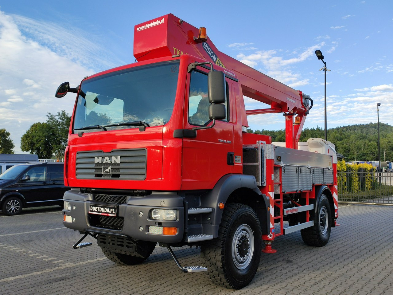 MAN TGM 18.280 4x4 Zwyżka Bison Palfinger TKA 28 Podnośnik Koszowy - Dvižna ploščad montirana na tovornjak: slika 4 MAN TGM 18.280 4x4 Zwyżka Bison Palfinger TKA 28 Podnośnik Koszowy - Dvižna ploščad montirana na tovornjak: slika 4