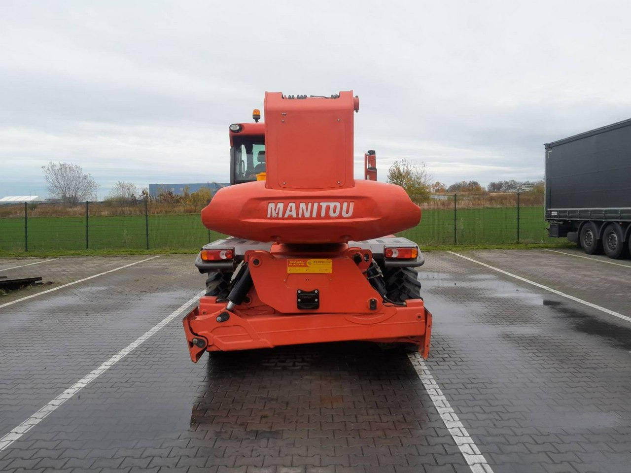Manitou MRT 2470 +PRIVILEGE ST4 S1 ROTO Ładowarka Teleskopowa - Teleskopski viličar: slika 5 Manitou MRT 2470 +PRIVILEGE ST4 S1 ROTO Ładowarka Teleskopowa - Teleskopski viličar: slika 5