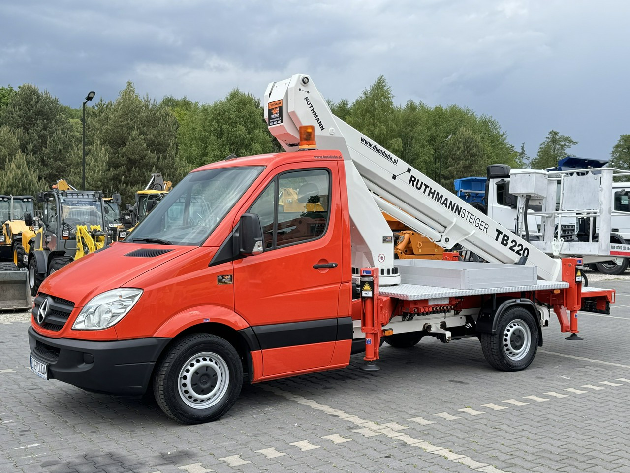 Mercedes Sprinter - Dvižna ploščad montirana na tovornjak: slika 3 Mercedes Sprinter - Dvižna ploščad montirana na tovornjak: slika 3