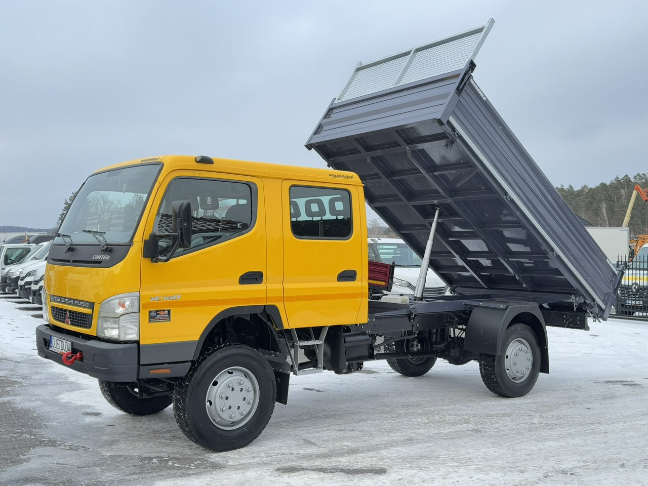 Mitsubishi Canter Fuso 4x4 17C18D 4.9/180KM Wywrotka 3-stronna - Tovornjak prekucnik: slika 1 Mitsubishi Canter Fuso 4x4 17C18D 4.9/180KM Wywrotka 3-stronna - Tovornjak prekucnik: slika 1