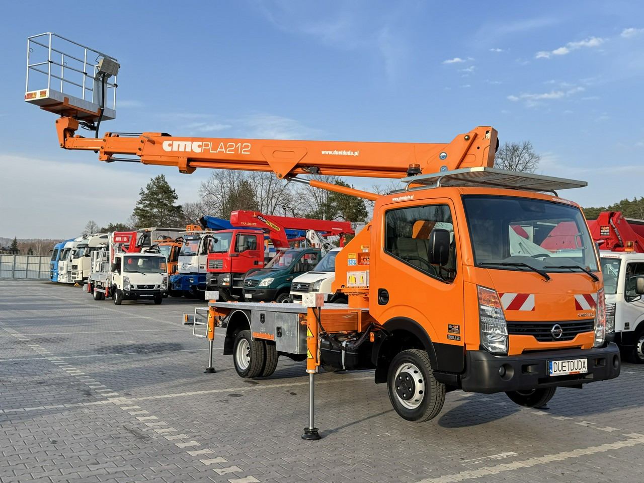 Nissan Cabstar - Dvižna ploščad montirana na tovornjak: slika 5 Nissan Cabstar - Dvižna ploščad montirana na tovornjak: slika 5