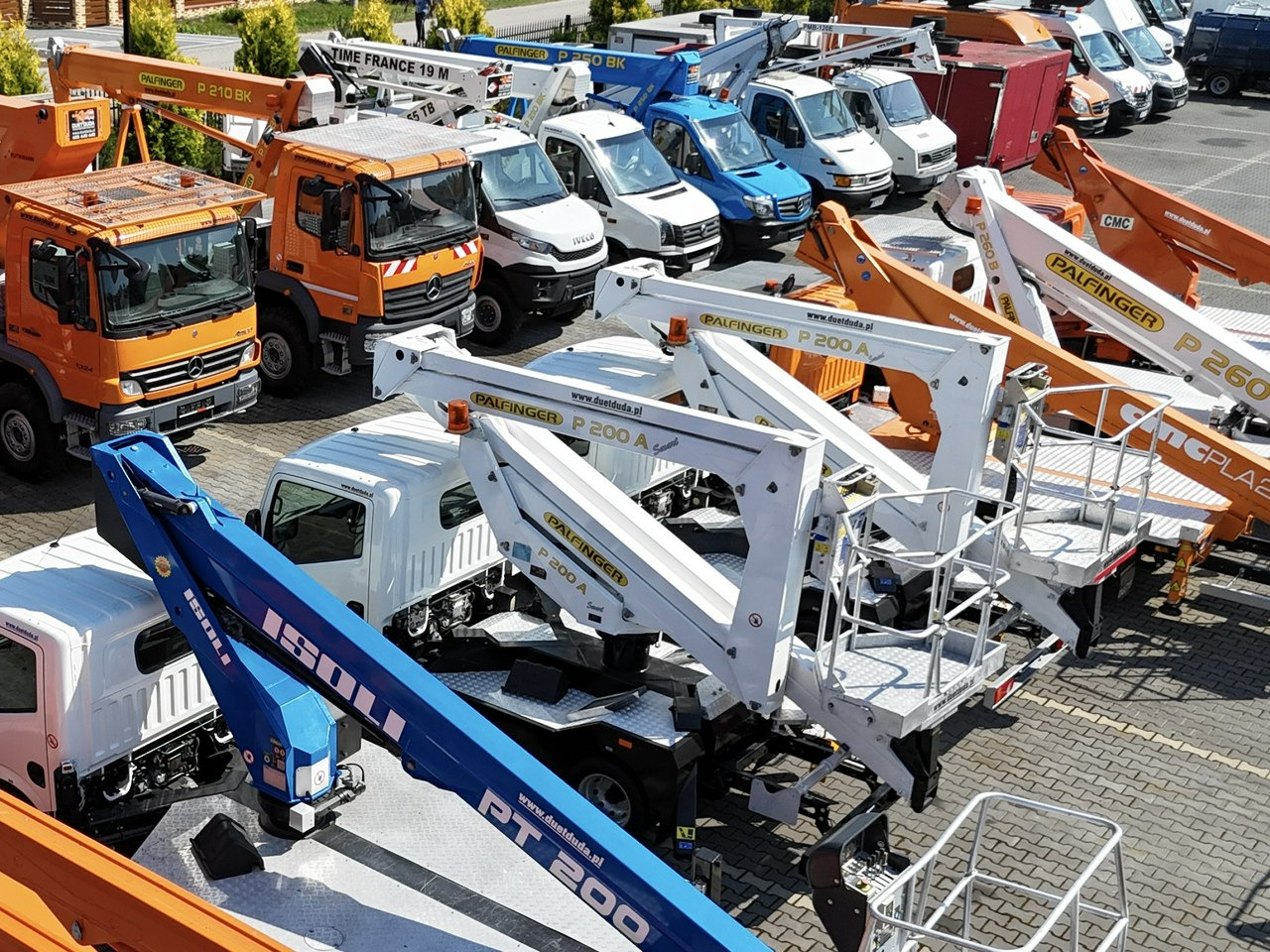 Dvižna ploščad montirana na tovornjak Nissan Zwyżka Podnośnik Koszowy 4X4 CABSTAR MAXITY SPRINTER: slika 13