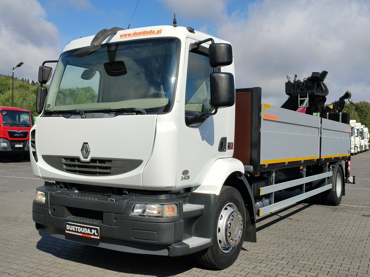 Renault Midlum 180.240DXI + HDS HYVA HB170E2 Udzwig 3.6Tony - Tovornjak s kesonom, Tovornjak z dvigalom: slika 5 Renault Midlum 180.240DXI + HDS HYVA HB170E2 Udzwig 3.6Tony - Tovornjak s kesonom, Tovornjak z dvigalom: slika 5