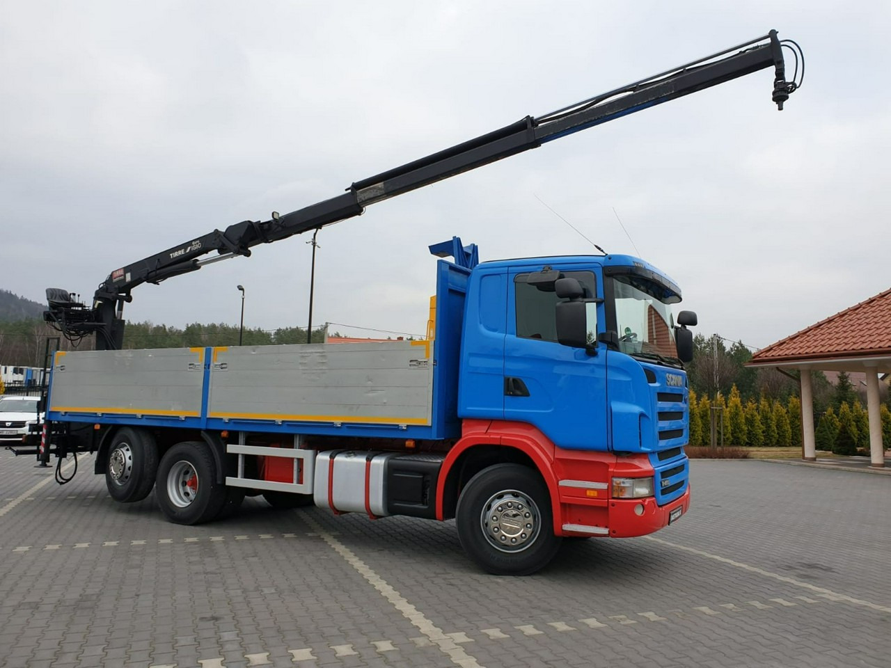 Scania R 400 LB 6x2 HDS Budowlanka Widły Oś Skrętna Super Stan - Tovornjak s kesonom, Tovornjak z dvigalom: slika 1 Scania R 400 LB 6x2 HDS Budowlanka Widły Oś Skrętna Super Stan - Tovornjak s kesonom, Tovornjak z dvigalom: slika 1