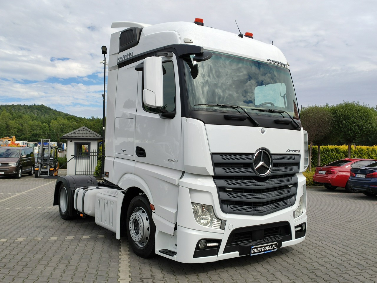 Vlačilec Mercedes ACTROS 1845 Euro 6 Low Deck Mega !!!: slika 30 Vlačilec Mercedes ACTROS 1845 Euro 6 Low Deck Mega !!!: slika 30