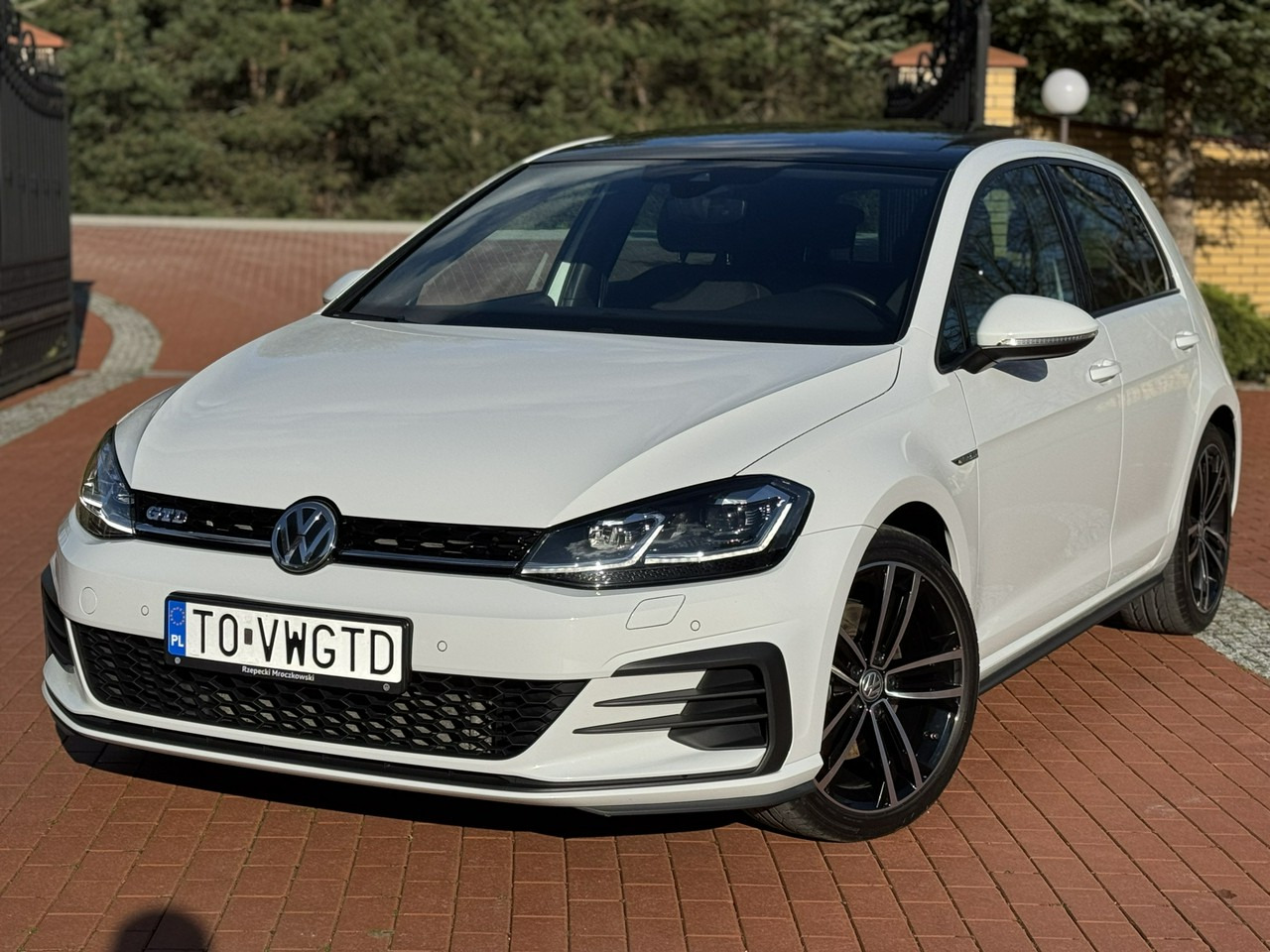 Volkswagen Golf - Kombilimuzina: slika 2 Volkswagen Golf - Kombilimuzina: slika 2