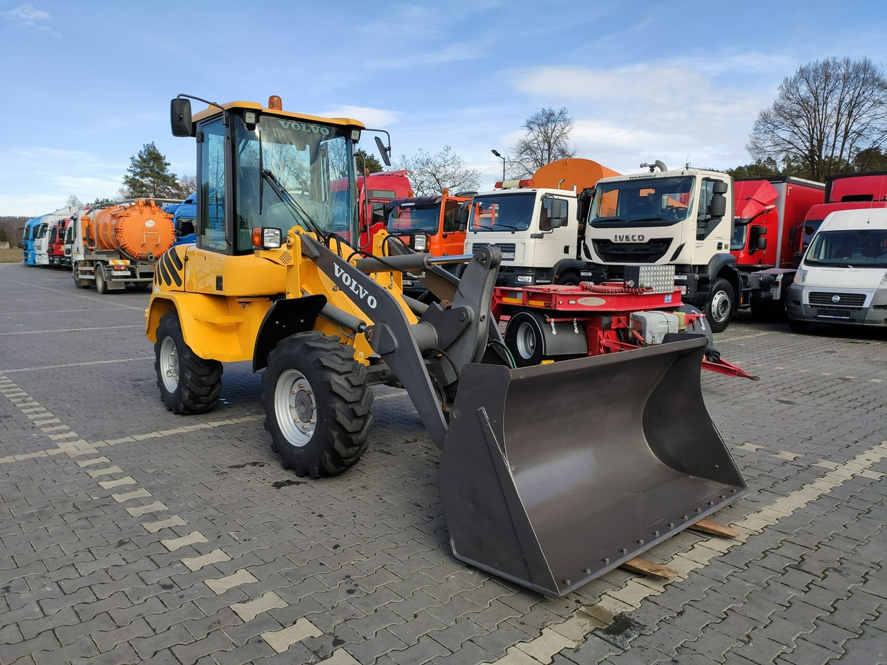 Volvo L30B Pro Unikat Stan Tylko 5380 mth - Kolesni nakladalec: slika 2 Volvo L30B Pro Unikat Stan Tylko 5380 mth - Kolesni nakladalec: slika 2