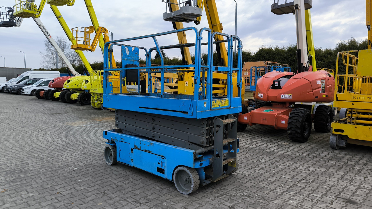 GENIE GS 2646 - Škarjasta dvižna ploščad: slika 1 GENIE GS 2646 - Škarjasta dvižna ploščad: slika 1