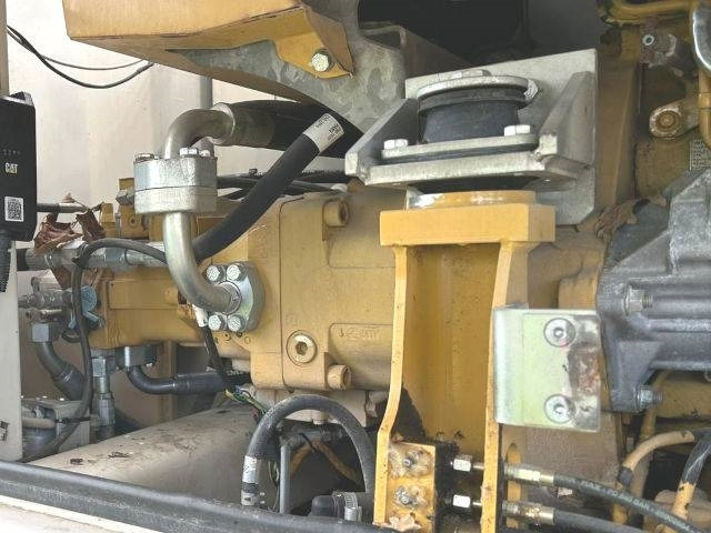 CAT M 316 D - Bager na kolesih: slika 4 CAT M 316 D - Bager na kolesih: slika 4