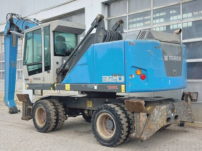 Fuchs MHL 320 F - Bager za prekladanje primarnih/ Sekundarnih surovin: slika 3 Fuchs MHL 320 F - Bager za prekladanje primarnih/ Sekundarnih surovin: slika 3