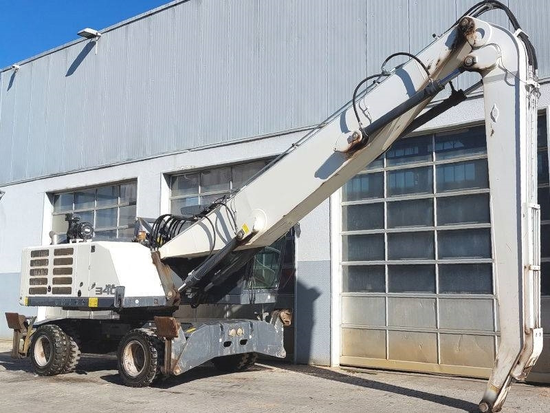 Fuchs MHL 340 F - Bager za prekladanje primarnih/ Sekundarnih surovin: slika 4 Fuchs MHL 340 F - Bager za prekladanje primarnih/ Sekundarnih surovin: slika 4