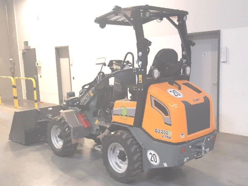 Giant G 2200 E X-Tra Elektro / electric - Mini nakladalec: slika 3 Giant G 2200 E X-Tra Elektro / electric - Mini nakladalec: slika 3