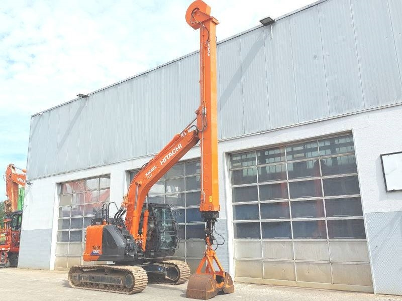 Hitachi ZX 135 US-6 Teledipper - Bager goseničar: slika 4 Hitachi ZX 135 US-6 Teledipper - Bager goseničar: slika 4