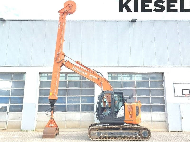 Hitachi ZX 135 US-6 Teledipper - Bager goseničar: slika 1 Hitachi ZX 135 US-6 Teledipper - Bager goseničar: slika 1