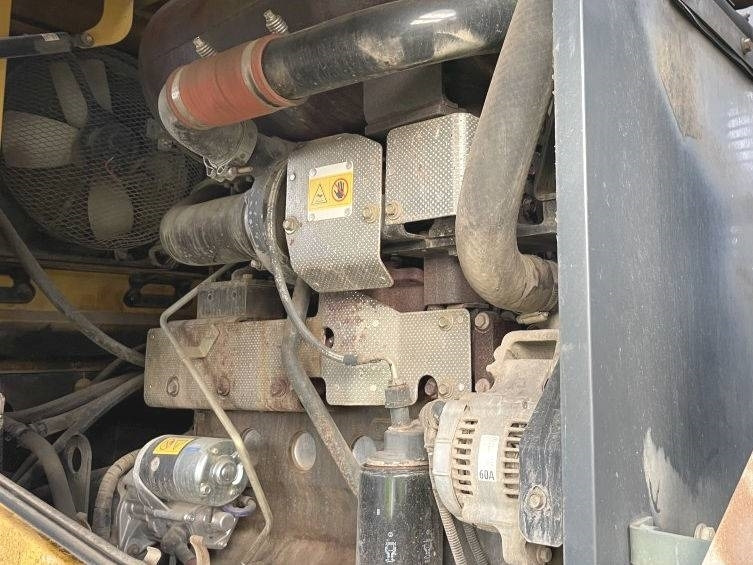 Komatsu WA 200 PT-5  - Kolesni nakladalec: slika 5 Komatsu WA 200 PT-5  - Kolesni nakladalec: slika 5