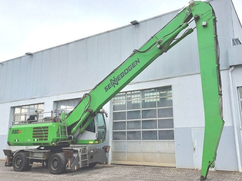 Sennebogen 830 E - Bager za prekladanje primarnih/ Sekundarnih surovin: slika 4 Sennebogen 830 E - Bager za prekladanje primarnih/ Sekundarnih surovin: slika 4