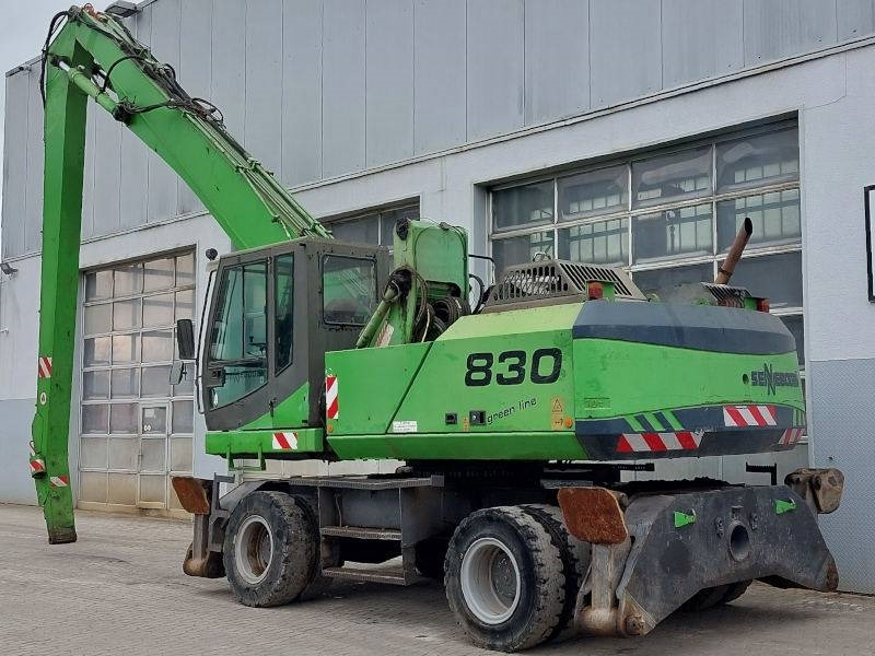 Sennebogen 830 - Bager za prekladanje primarnih/ Sekundarnih surovin: slika 3 Sennebogen 830 - Bager za prekladanje primarnih/ Sekundarnih surovin: slika 3