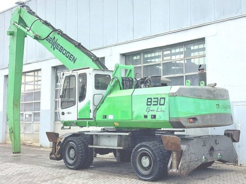 Sennebogen 830 - Bager za prekladanje primarnih/ Sekundarnih surovin: slika 3 Sennebogen 830 - Bager za prekladanje primarnih/ Sekundarnih surovin: slika 3