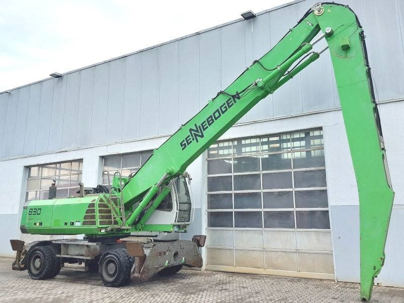 Sennebogen 830 - Bager za prekladanje primarnih/ Sekundarnih surovin: slika 4 Sennebogen 830 - Bager za prekladanje primarnih/ Sekundarnih surovin: slika 4