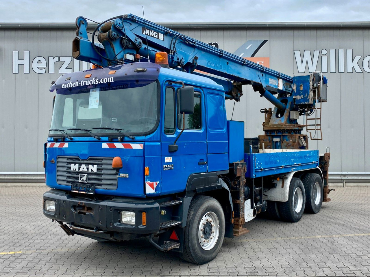 MAN 27.464 6x4 | MKG HMK 350a 2L*FUNK*Retarder*AHK MAN 27.464 6x4 | MKG HMK 350a 2L*FUNK*Retarder*AHK - Tovornjak z dvigalom: slika 1 MAN 27.464 6x4 | MKG HMK 350a 2L*FUNK*Retarder*AHK MAN 27.464 6x4 | MKG HMK 350a 2L*FUNK*Retarder*AHK - Tovornjak z dvigalom: slika 1