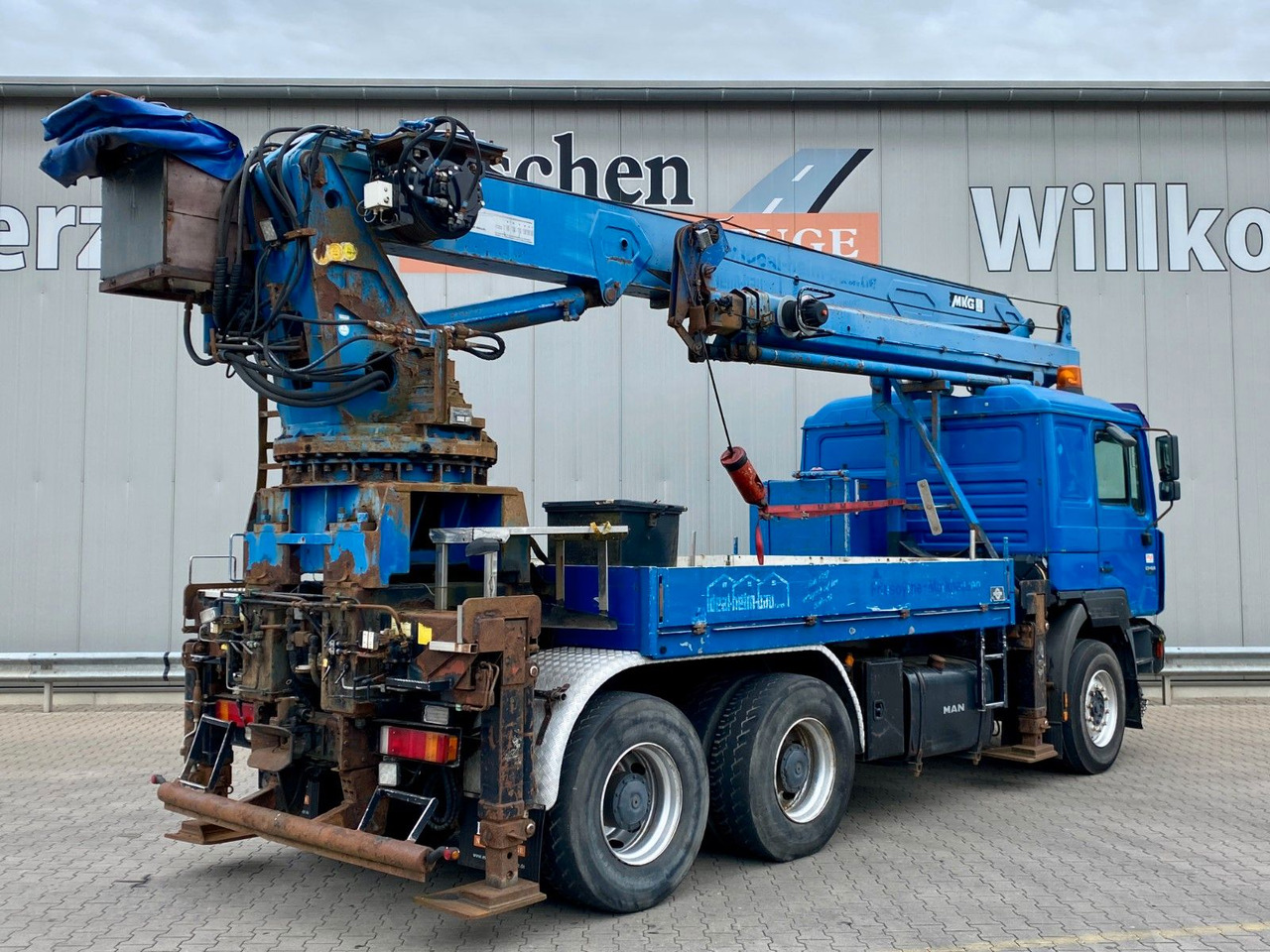 MAN 27.464 6x4 | MKG HMK 350a 2L*FUNK*Retarder*AHK MAN 27.464 6x4 | MKG HMK 350a 2L*FUNK*Retarder*AHK - Tovornjak z dvigalom: slika 5 MAN 27.464 6x4 | MKG HMK 350a 2L*FUNK*Retarder*AHK MAN 27.464 6x4 | MKG HMK 350a 2L*FUNK*Retarder*AHK - Tovornjak z dvigalom: slika 5