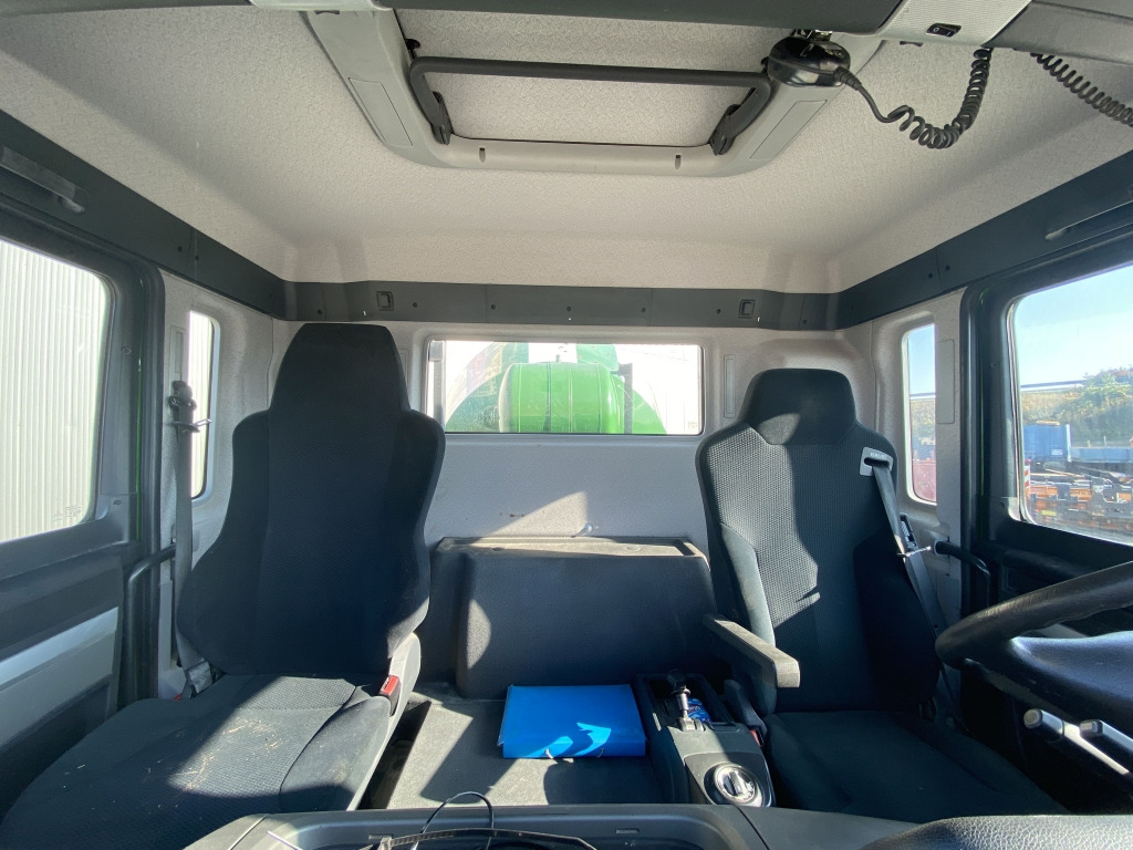 MAN TGS 32.360 8x4 BB / 9 m³ Stetter-Aufbau - Avtomešalec: slika 4 MAN TGS 32.360 8x4 BB / 9 m³ Stetter-Aufbau - Avtomešalec: slika 4