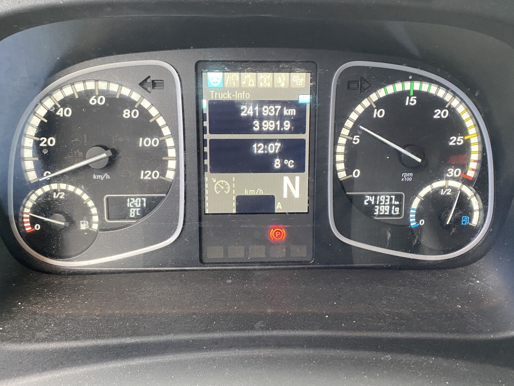 Mercedes-Benz 1523 L Atego / Dhollandia LBW - Tovornjak hladilnik: slika 5 Mercedes-Benz 1523 L Atego / Dhollandia LBW - Tovornjak hladilnik: slika 5