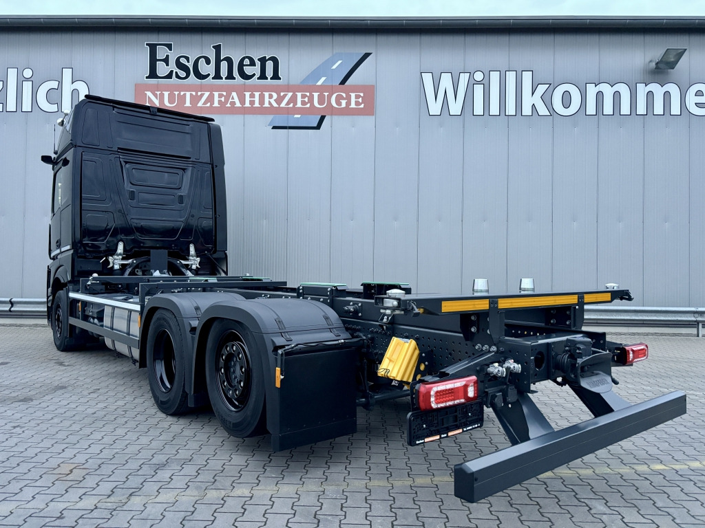 Mercedes-Benz 2542 L 6x2 F 13 Actros GigaSpace - Kontejnerski tovornjak/ Tovornjak z zamenljivim tovoriščem: slika 3 Mercedes-Benz 2542 L 6x2 F 13 Actros GigaSpace - Kontejnerski tovornjak/ Tovornjak z zamenljivim tovoriščem: slika 3