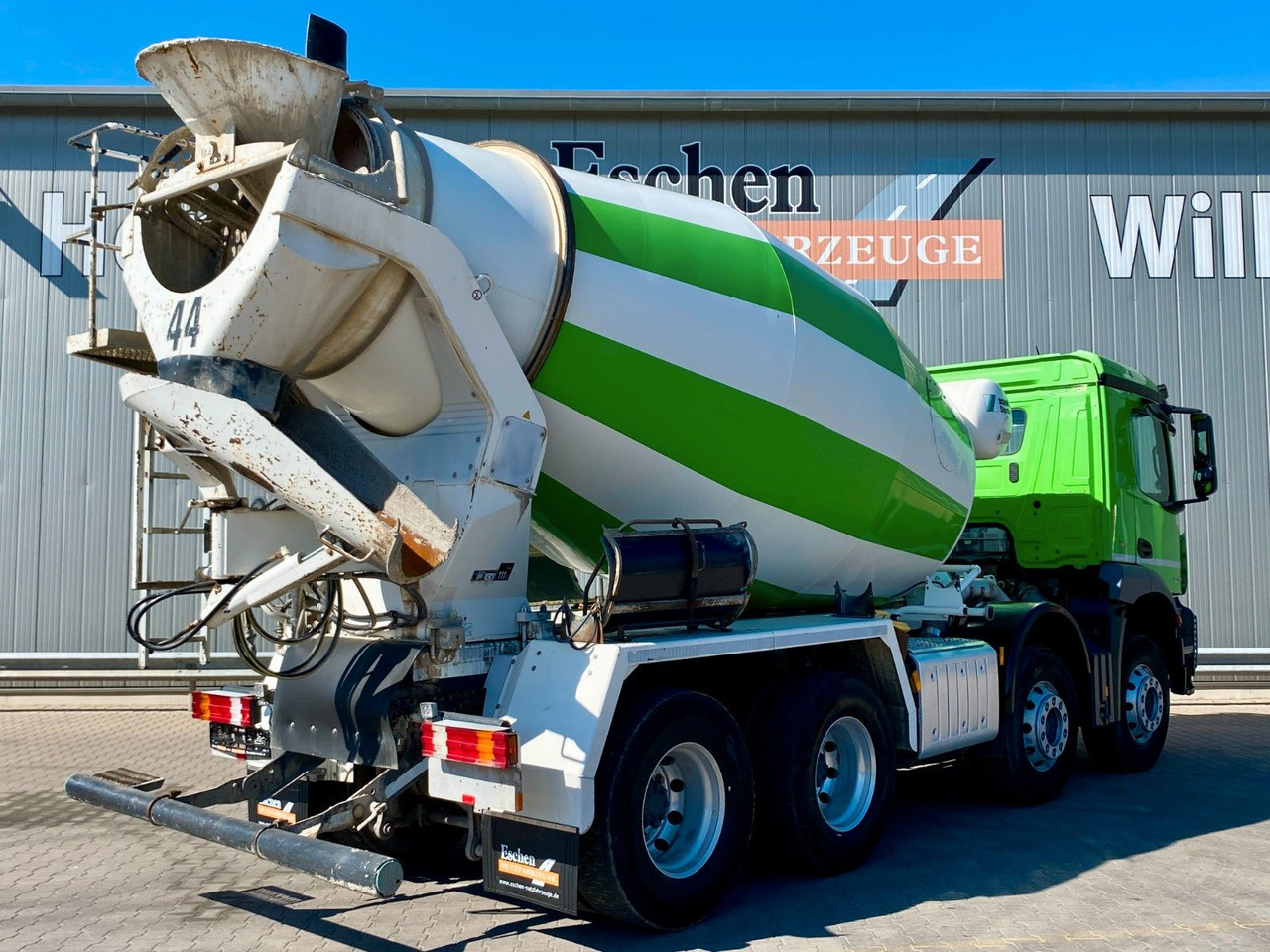 Mercedes-Benz 3240 Arocs 8x4| 9m³ Stetter*Navi*Klima*ASR*Blatt - Avtomešalec: slika 5 Mercedes-Benz 3240 Arocs 8x4| 9m³ Stetter*Navi*Klima*ASR*Blatt - Avtomešalec: slika 5