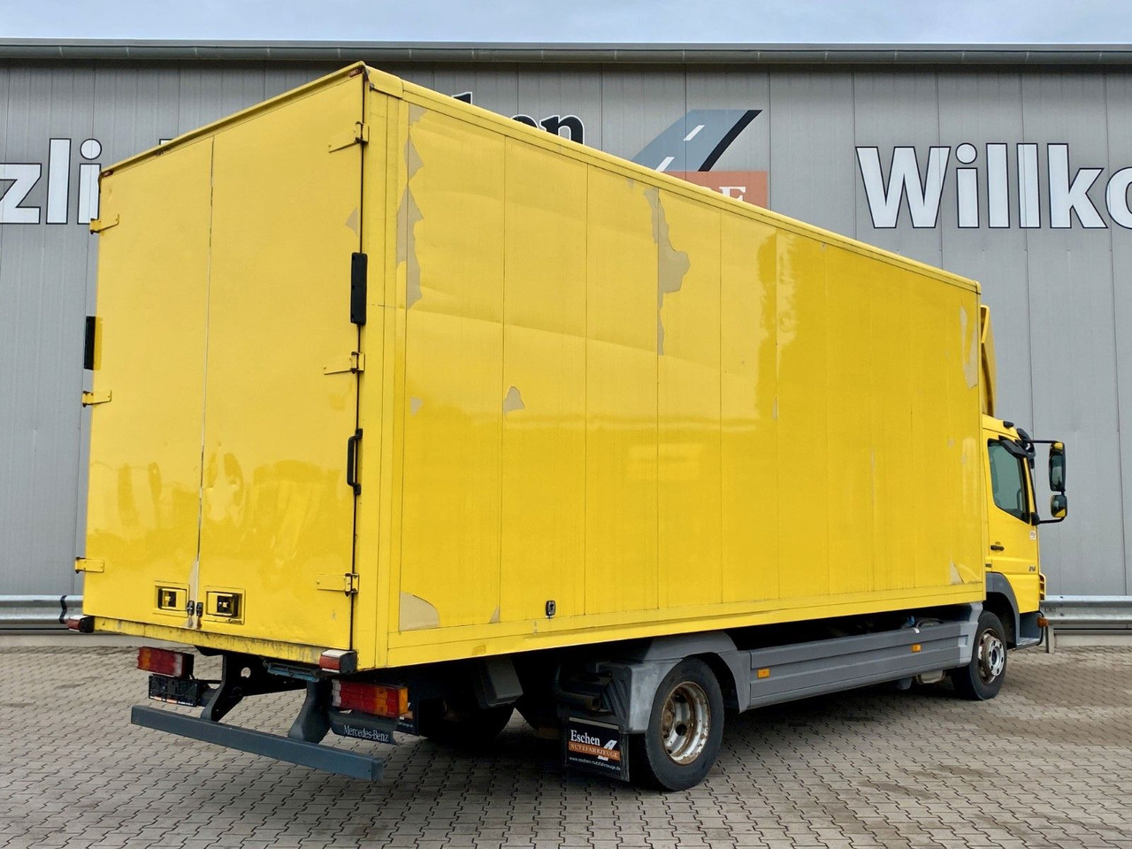 Mercedes-Benz 816 Atego | 3 Sitze*3x Zurrleisten*Portal*ASR Mercedes-Benz 816 Atego | 3 Sitze*3x Zurrleisten*Portal*ASR - Tovornjak zabojnik: slika 5 Mercedes-Benz 816 Atego | 3 Sitze*3x Zurrleisten*Portal*ASR Mercedes-Benz 816 Atego | 3 Sitze*3x Zurrleisten*Portal*ASR - Tovornjak zabojnik: slika 5