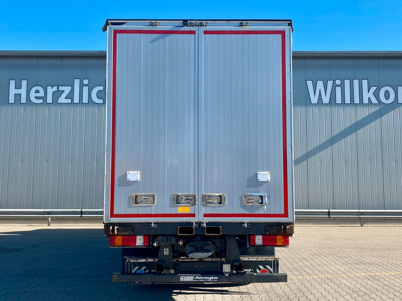 Mercedes-Benz Actros 2541| beidseitig Gardine*Edscha*AHK*Klima - Tovornjak s ponjavo: slika 4 Mercedes-Benz Actros 2541| beidseitig Gardine*Edscha*AHK*Klima - Tovornjak s ponjavo: slika 4