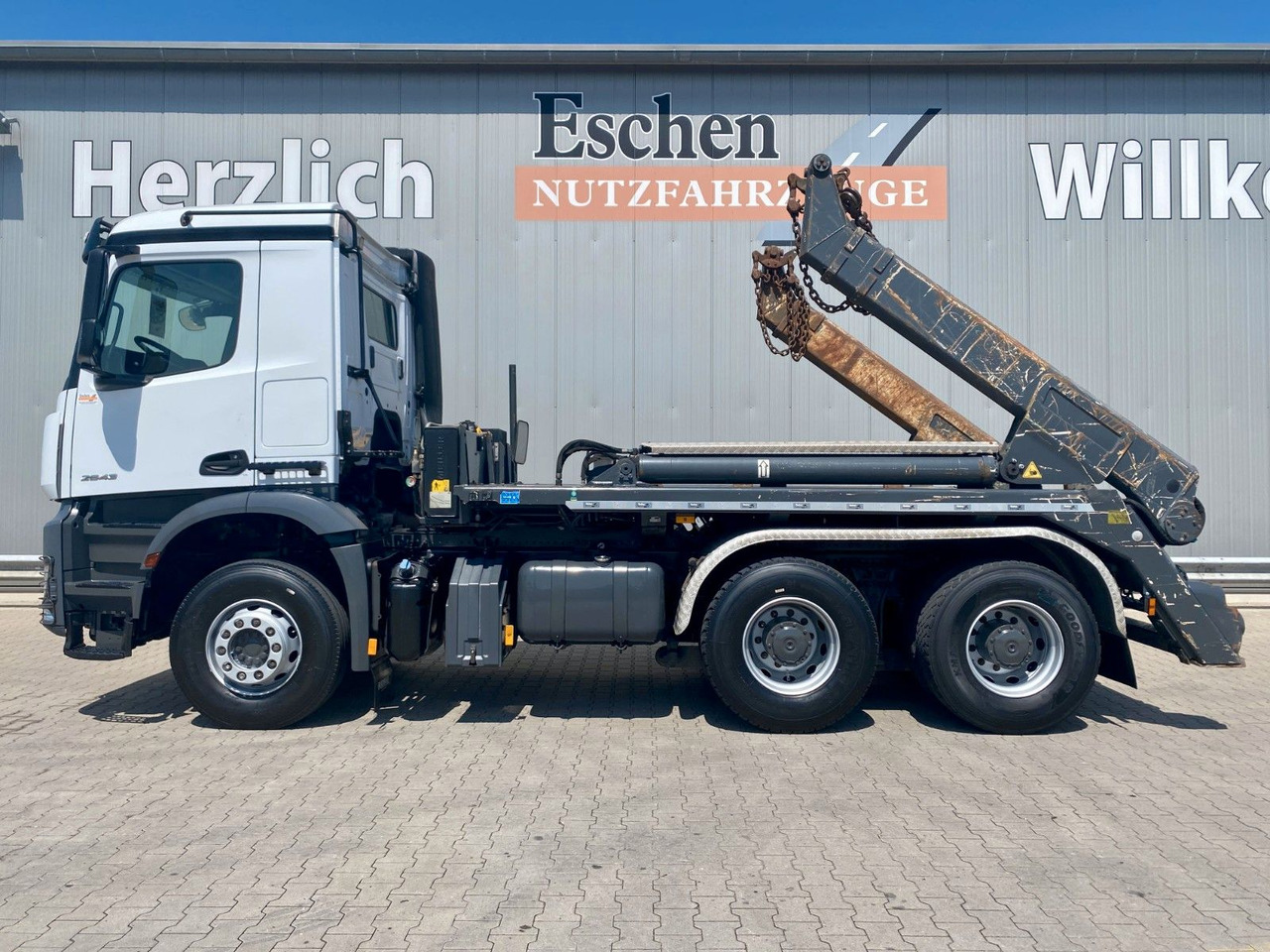 Mercedes-Benz Arocs 2643 6x4| MEILLER AK16 Tele*Klima*AHK*1.Hd - Tovornjak prekucnik: slika 2 Mercedes-Benz Arocs 2643 6x4| MEILLER AK16 Tele*Klima*AHK*1.Hd - Tovornjak prekucnik: slika 2